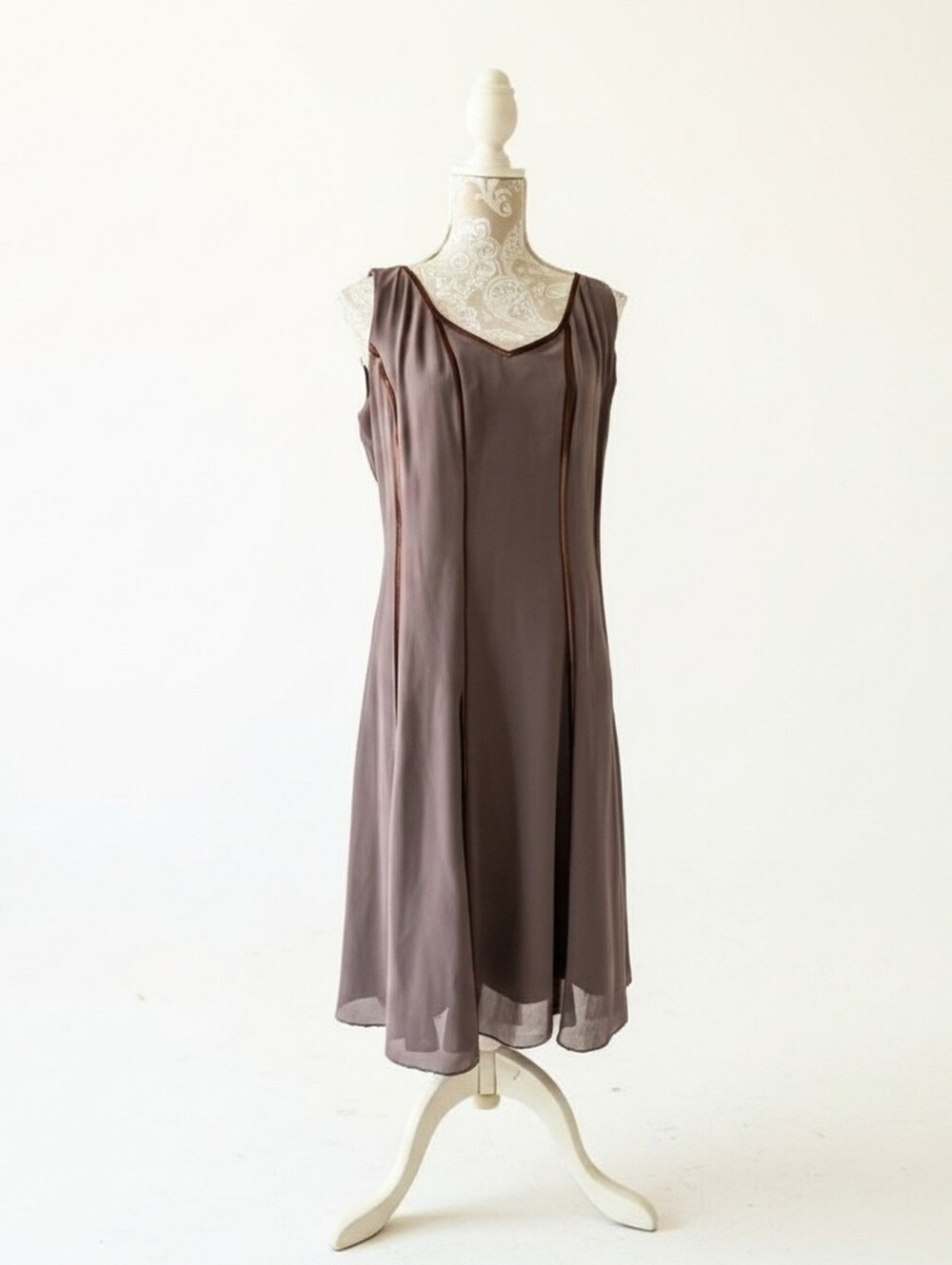 Scarlett Brown Ribbed Chiffon Swing Dress Size 16